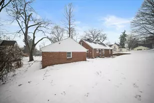 721 N Jefferson St, Lowell, MI 49331 - Photo 30