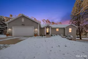 992 N Washington Street SE, Lowell, MI 49331 - Photo 1