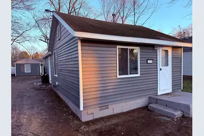 1379 Rose Avenue, Benton Harbor, MI 49022 - Photo 2