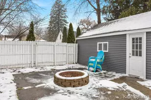 1159 Lakeside Dr SE, Grand Rapids, MI 49506 - Photo 32