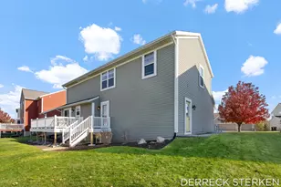 2749 Blue Stem Dr, Zeeland, MI 49464 - Photo 34