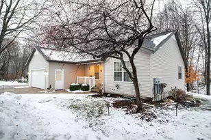 8766 Grainery Ct SE, Caledonia, MI 49316 - Photo 4