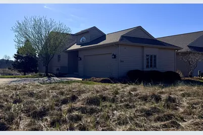 1554 E Harbour Towne Circle #73, Muskegon, MI 49441 - Photo 2