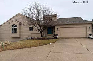 1554 E Harbour Towne Cir, Muskegon, MI 49441 - Photo 28