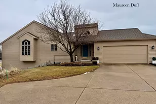 1554 E Harbour Towne Cir, Muskegon, MI 49441 - Photo 2