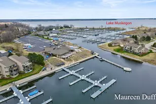 1554 E Harbour Towne Cir, Muskegon, MI 49441 - Photo 32
