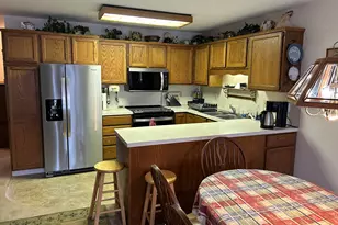 115 S Zeeland Pkwy, Zeeland, MI 49464 - Photo 8