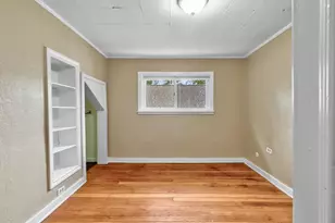 1047 Eastern Ave NE, Grand Rapids, MI 49503 - Photo 18