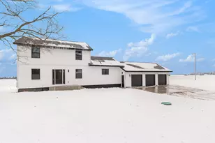 16935 Juniper Dr, Conklin, MI 49403 - Photo 4