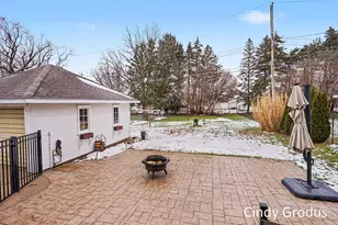 49 W Main Ave, Zeeland, MI 49464 - Photo 44