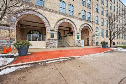 940 Monroe Avenue NW #416, Grand Rapids, MI 49503 - Photo 2