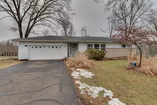 839 Belton Ave, Battle Creek, MI 49014 - Photo 2