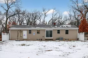 1950 Garret Dr NE, Grand Rapids, MI 49525 - Photo 36