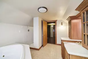 1303 Manistee St, Manistee, MI 49660 - Photo 34