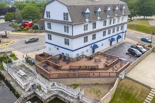 532 Dyckman Ave, South Haven, MI 49090 - Photo 2