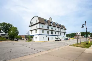 532 Dyckman Ave, South Haven, MI 49090 - Photo 18