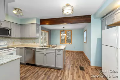 1365 Lancaster Avenue NW, Grand Rapids, MI 49504 - Photo 12