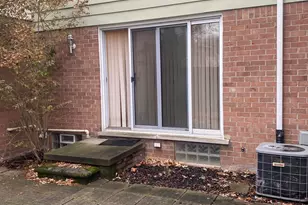 1959 Wickham St, Royal Oak, MI 48073 - Photo 8