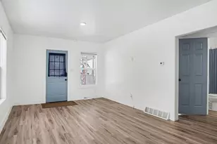 516 Catherine St, Otsego, MI 49078 - Photo 6