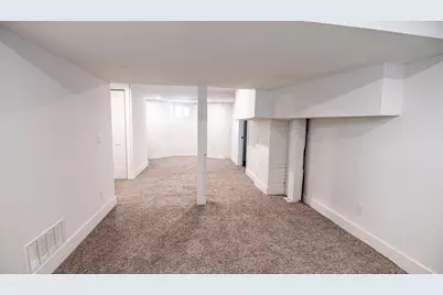 1222 Wealthy Street SE, Grand Rapids, MI 49506 - Photo 22