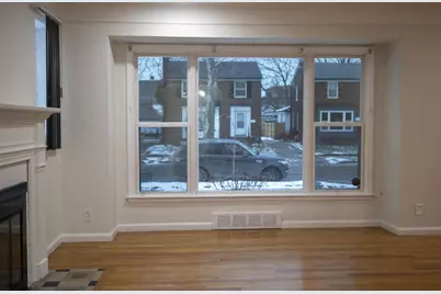 5273 Hillcrest Street, Grosse Pointe, MI 48236 - Photo 4