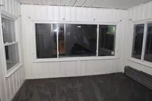 5273 Hillcrest St, Grosse Pointe, MI 48236 - Photo 12