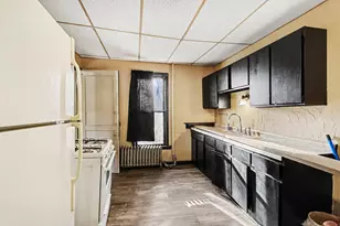 180 Calhoun St, Battle Creek, MI 49017 - Photo 4