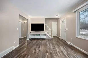 4654 Terry Dr SE, Grand Rapids, MI 49512 - Photo 4