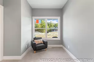 403 Sabine Dr, Muskegon, MI 49442 - Photo 8