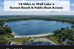 403 Sabine Dr, Muskegon, MI 49442 - Photo 64