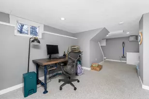 420 Montrose Ave, Kalamazoo, MI 49001 - Photo 20