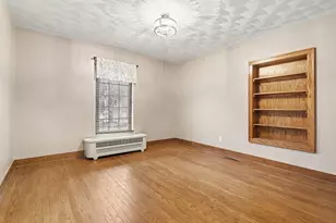 950 Capital Ave SW, Battle Creek, MI 49015 - Photo 12