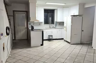 20320 Kaiser Rd, Gregory, MI 48137 - Photo 4