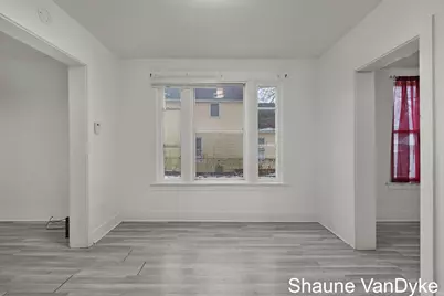 1537 Broadway Avenue NW, Grand Rapids, MI 49504 - Photo 24