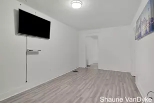 1537 Broadway Ave NW, Grand Rapids, MI 49504 - Photo 4