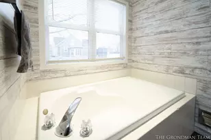 975 Songbird Ln, Holland, MI 49423 - Photo 24