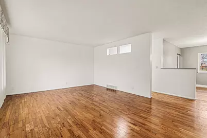 144 Downey Drive, Benton Harbor, MI 49022 - Photo 4