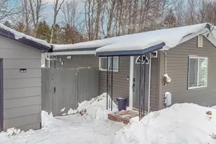 1942 Orchard St, Marquette, MI 49855 - Photo 2