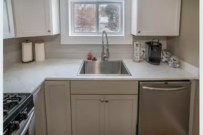 1942 Orchard Street, Marquette, MI 49855 - Photo 12