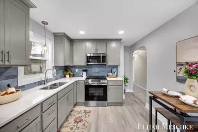 4305 40th Street SW, Grandville, MI 49418 - Photo 8