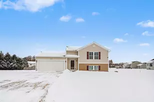 6230 Summer Ridge Ct, Greenville, MI 48838 - Photo 1