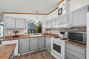 272 S Tabor St, Lyons, MI 48851 - Photo 8