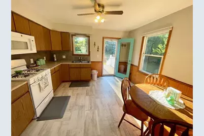 210 S Jackson Road, Ludington, MI 49431 - Photo 4