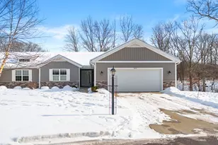 2214 Hunters Pond, Kalamazoo, MI 49048 - Photo 2