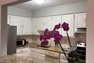 30445 W 14 Mile Rd, Farmington Hills, MI 48334 - Photo 4