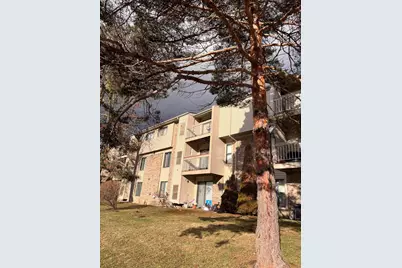 30445 W 14 Mile Road #59, Farmington Hills, MI 48334 - Photo 1