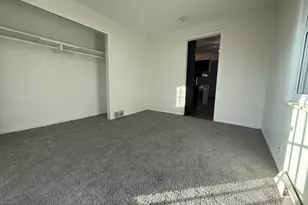 11691 Cornell St, Taylor, MI 48180 - Photo 12