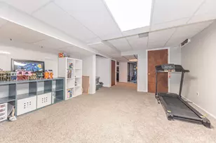 14220 Knolson St, Livonia, MI 48154 - Photo 36