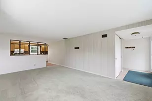 911 W Water St, New Buffalo, MI 49117 - Photo 10