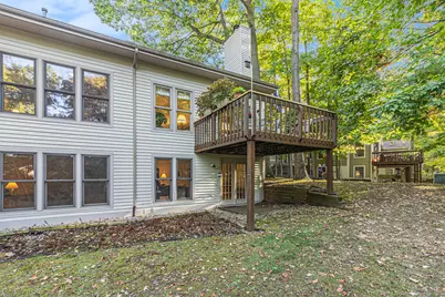 2031 N Cross Creek Drive SE, Grand Rapids, MI 49508 - Photo 22